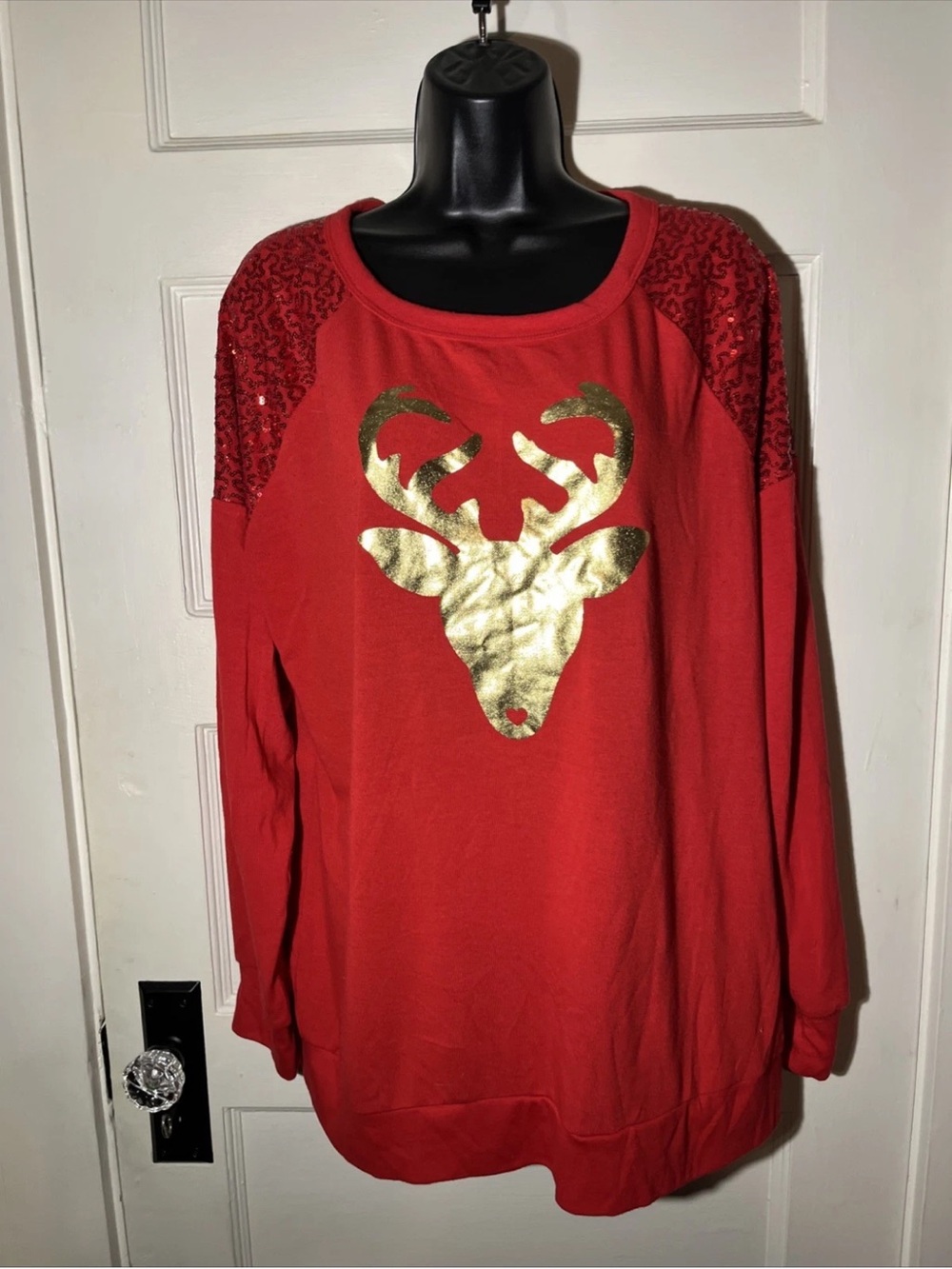 Women’s Sweater Size 1X Jerry Leigh Red Reindeer Sequins